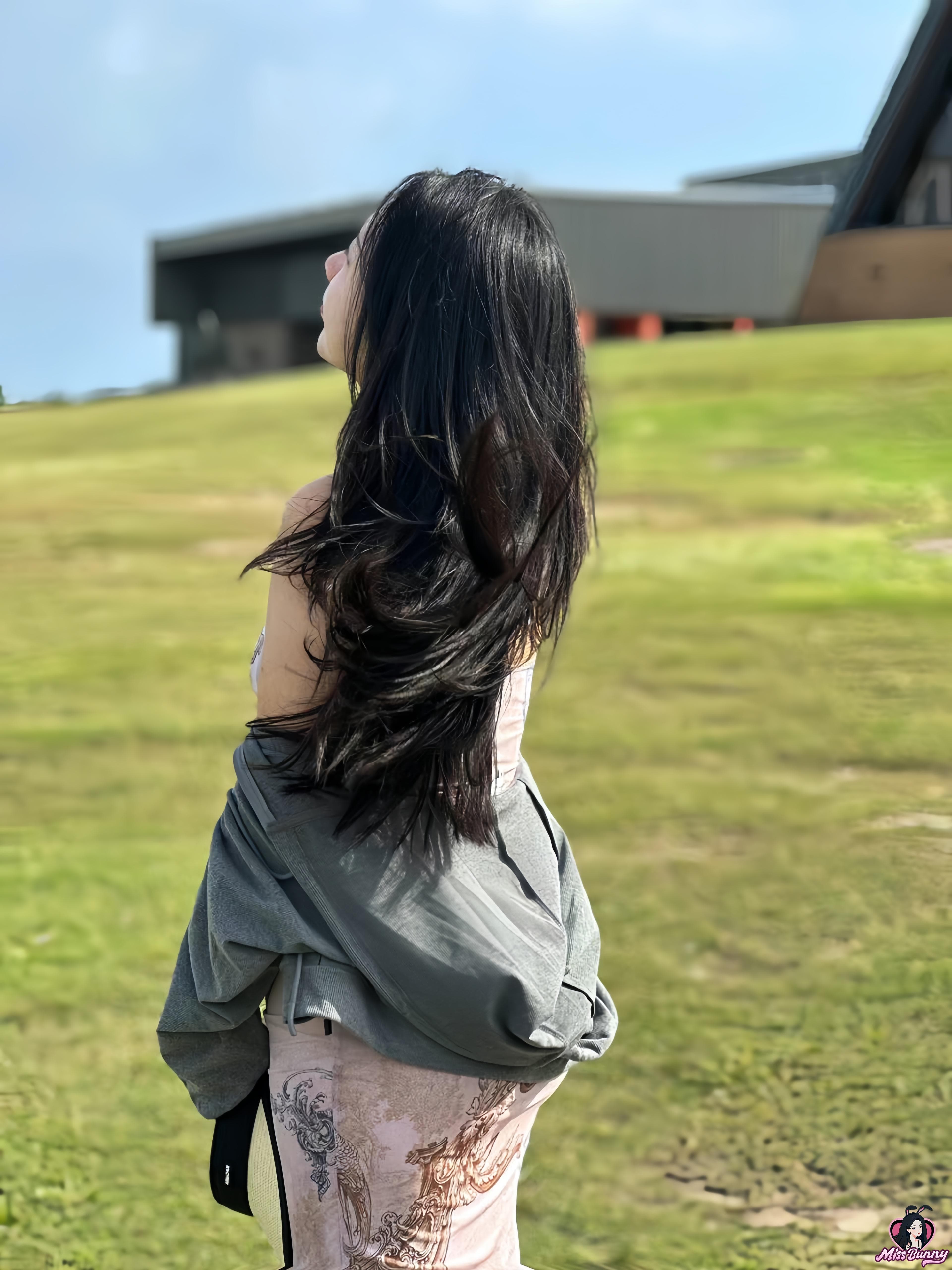 Ava 3