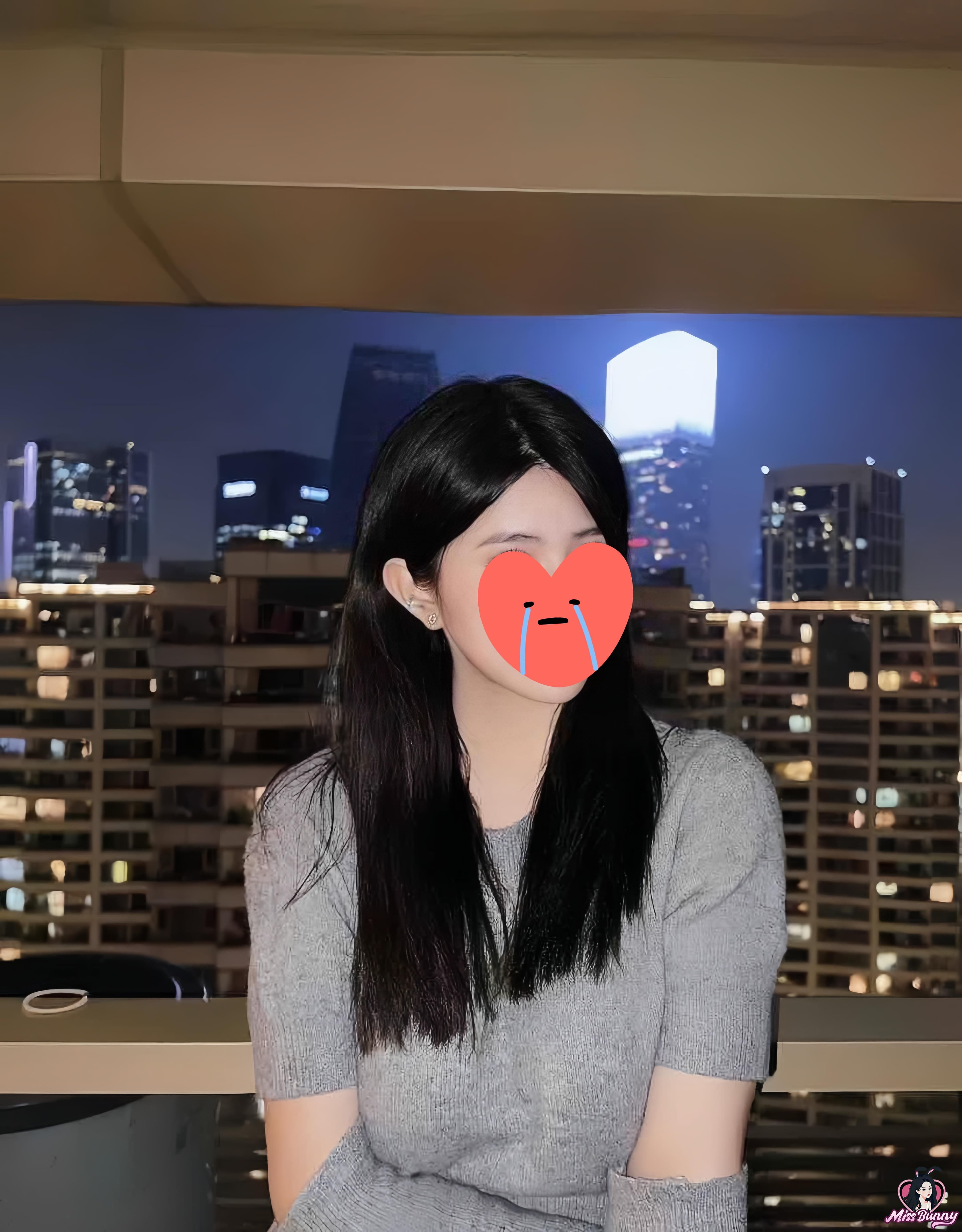 巨乳001